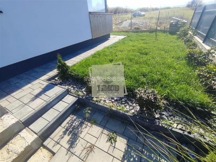 Casa moderna 5 camere teren 490 mp terasa acopertia in Cristian - 21