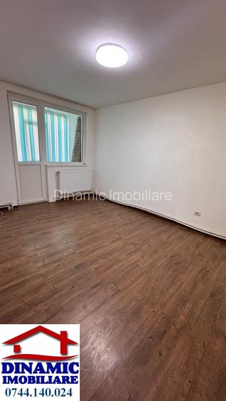 Apartament 3 camere, decomandat – Str. 1 Decembrie, Dărmănești - 3