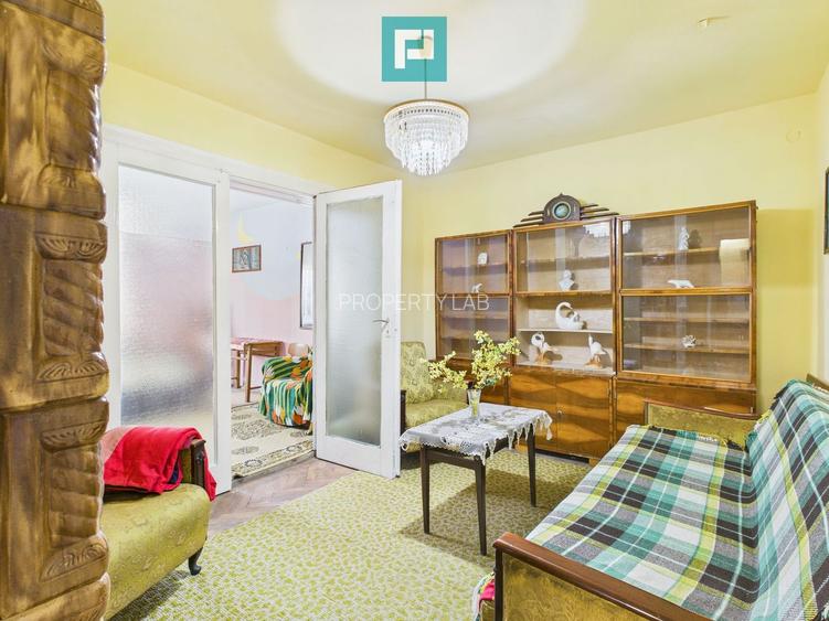 Apartament Săvârșin vizavi de intrarea la Castel - 6