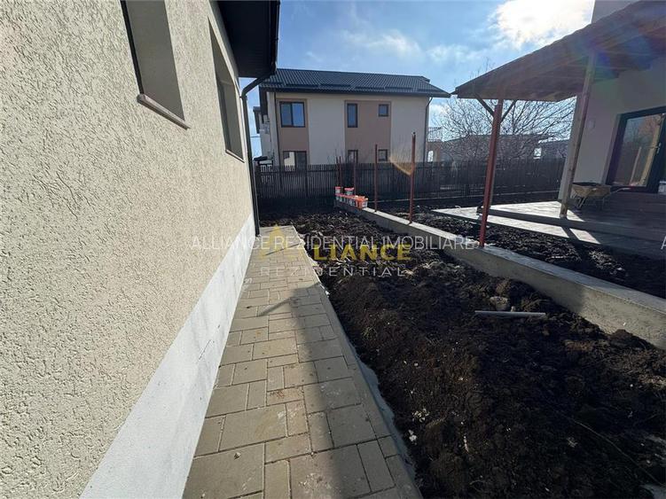 Vila individuala 5 camere - 3 bai - Strada Astrelor - 16