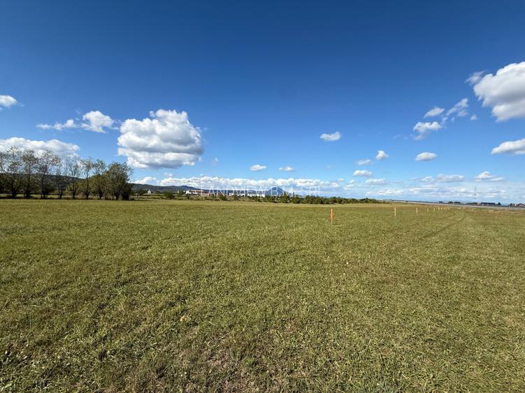 Teren intravilan Rasnov,judet Brasov,loturi de 500 mp si in rate - 14