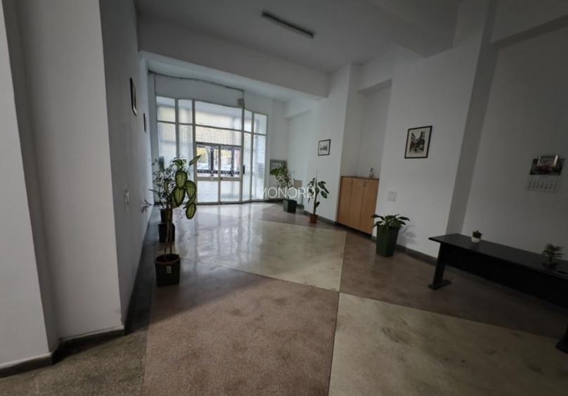 Vânzare apartament de 3 camere Bulevardul Unirii - 4