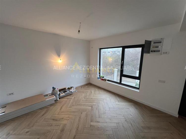 Casa Individuala - 3 camere - 2 bai - 215mp teren - 18