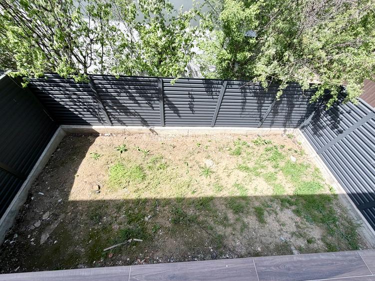 Casa moderna sector 4 P+1+M. 4 cam.Util 133mp. Terem 180mp - 14