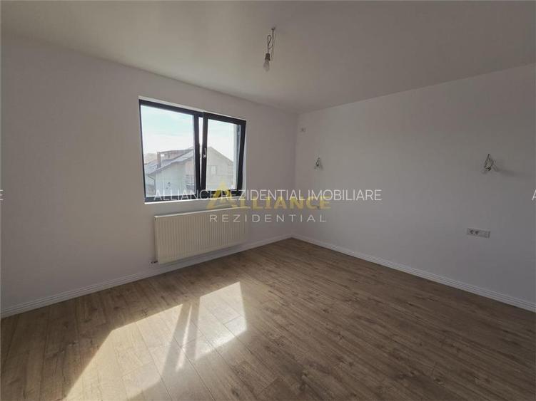 Vila individuala- 375mp teren- 4 camere- beci- Geamuri tripan - 7