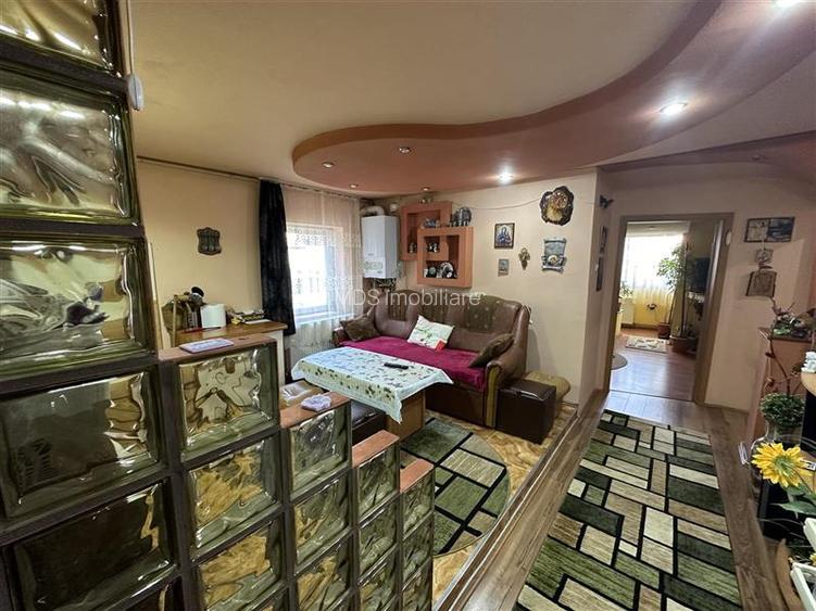 2 CAMERE, 60 MP UTILI, CENTRALA TERMICA, FABRIC! - 4