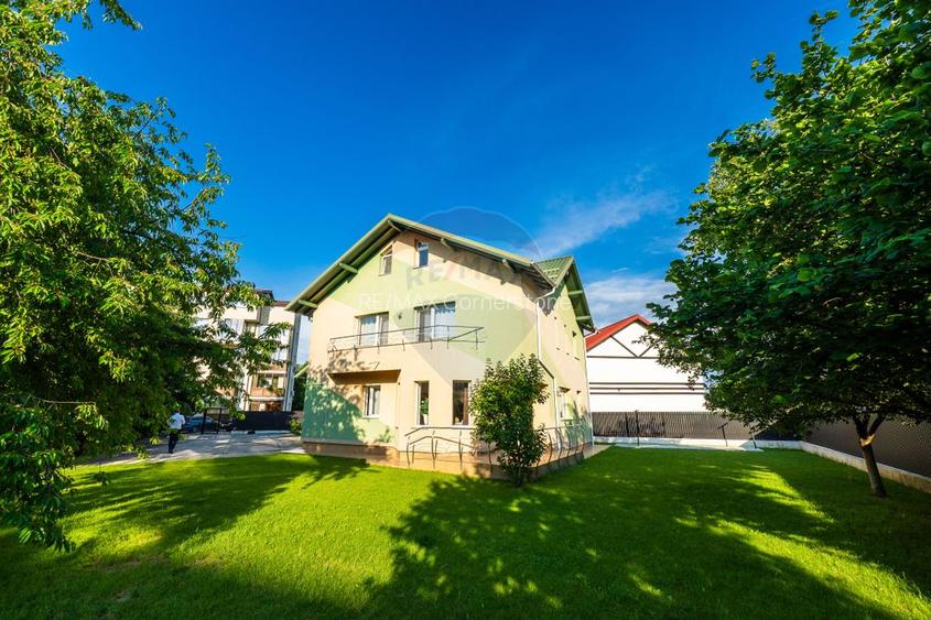 Casă de Lux de vânzare| Trivale- Pitești| 378mp Sdc| Teren 868mp - 2