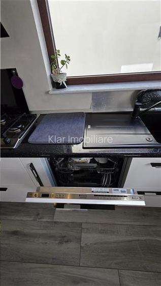 Muta-te direct in casa visurilor tale! Vila premium complet echipata in Someseni - 15