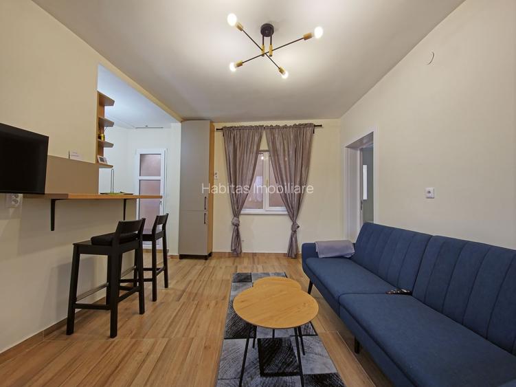 Casa cu 3 camere, mobilata si utilata, zona Platinia - 2