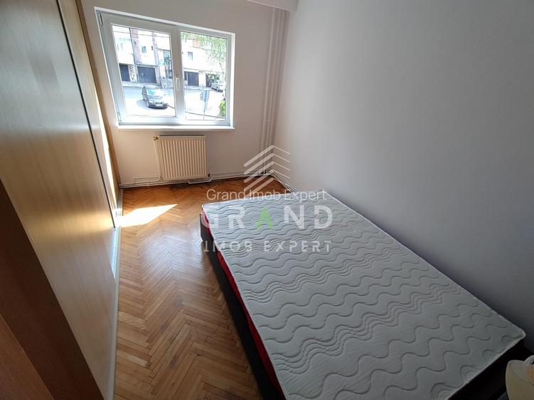 4 camere | Str.Nicolae Titulescu/Gheorgheni | Etaj 2/4 | 78 mp+balcon | Boxă - 3