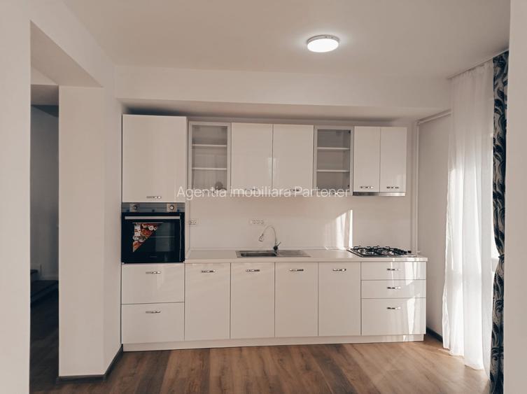 casa / vila Budeasa , mobilata / utilata , finisaje moderne ! - 6