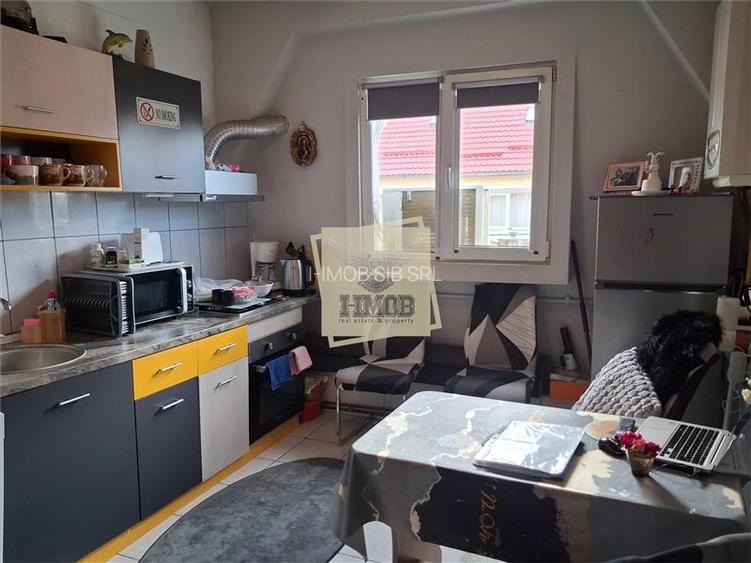 Apartament cu 2 camere strada Stefan cel Mare - 7