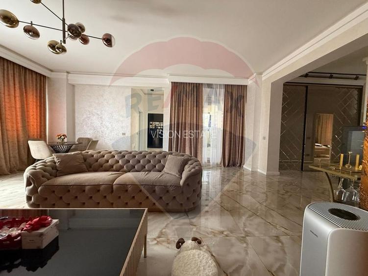 Apartament cu 4 camere de vânzare în zona Sarari - 22