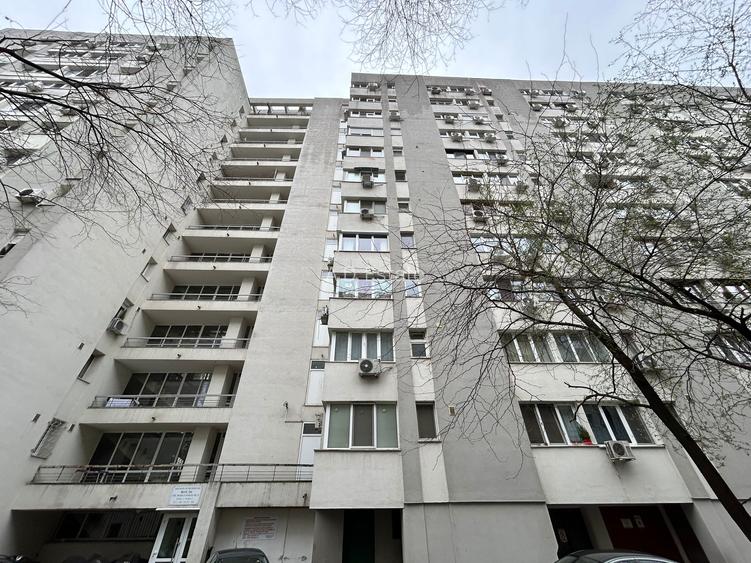 Titan Garsoniera 31 Mp Bloc Reabilitat 10 Min Metrou 1 Min Parc Titanii - 13