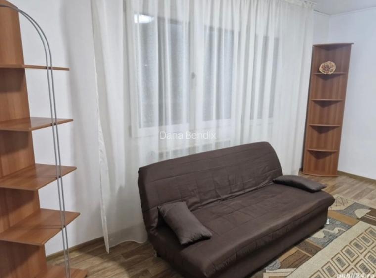 Apartament de vânzare - 2