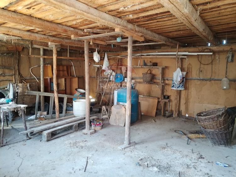 Casă / Vilă cu 4 camere de vânzare în zona Central - 13