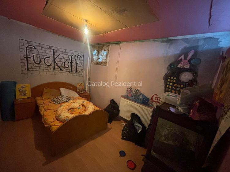 Casa de vanzare cu 4 camere (P+M) in zona Cartier 23 August-Hala Laminor - 9