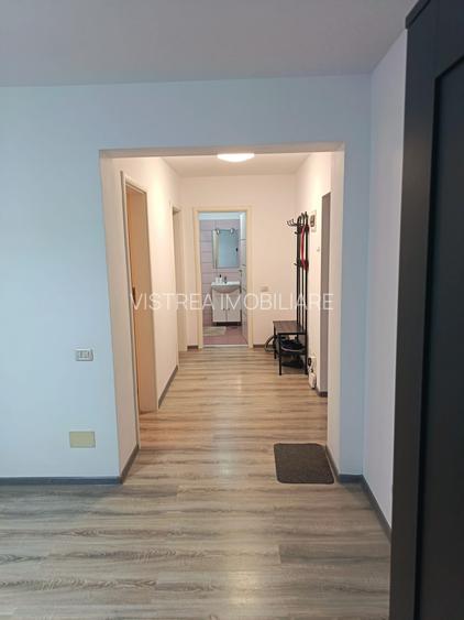 2 camere pentru Ucraina // Parcare // Inchiriere minim 3 luni - 9