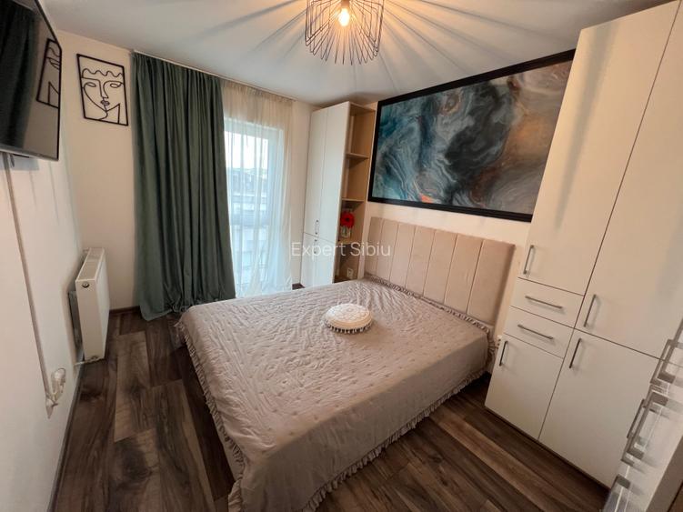 Închiriez apartament 2 camere, renovat, parcare subterană – zona Centrală - 5