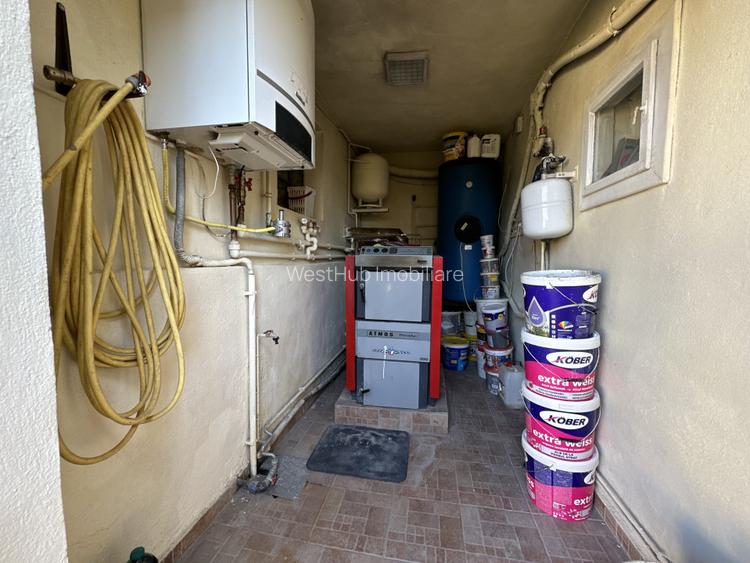 Casa individuală, 9 camere, 1600 mp teren, 300 mp utili - Sanandrei - 18