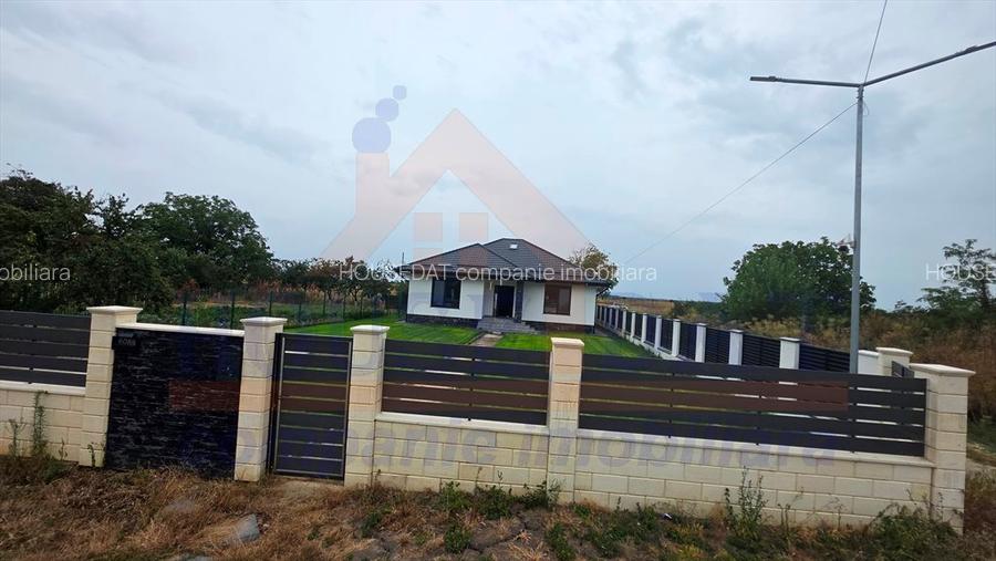 Vila Butimanu, locatie excelenta pentru locuit permanent sau casa vacant - 5