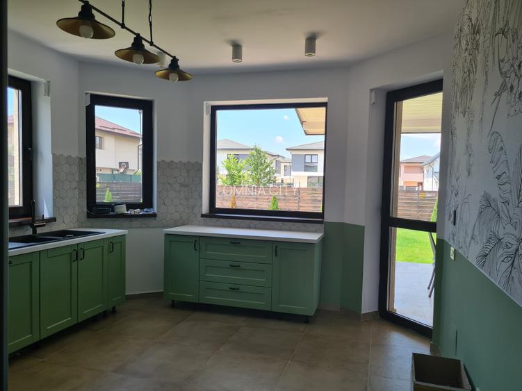 OMNIA-Proprietati alese! Casă la superlativ: curte mare, detalii  atragatoare. - 22