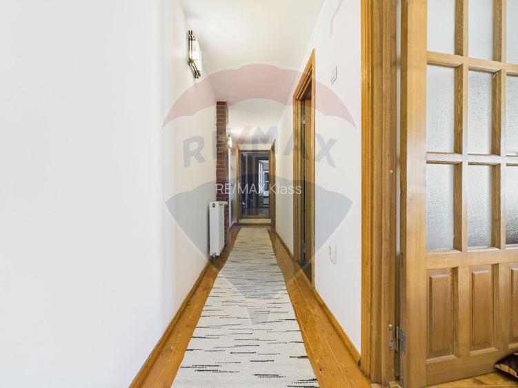 Casă / Vilă zona Eroii Revolutiei - 16