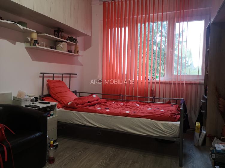 Apartament 2 camere, zona Calea București - 3