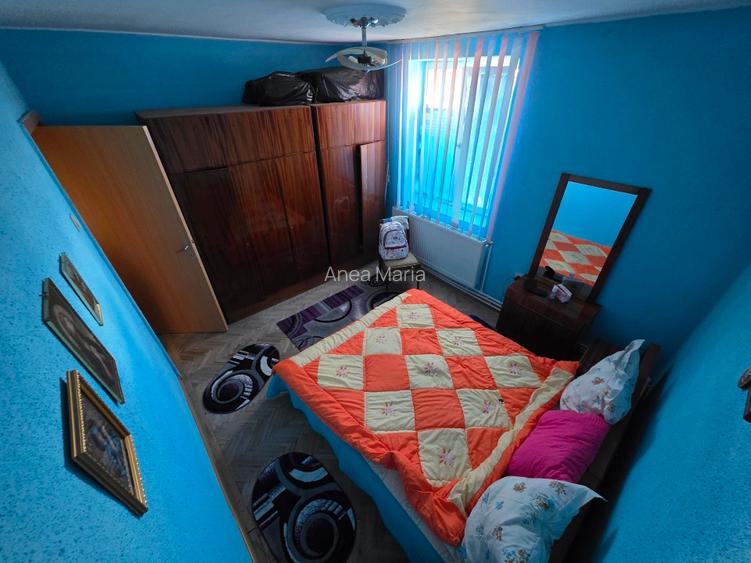 Apartament 3 camere, 64 mp, centrală proprie, balcon închis – Năvodari, str. Tin - 10