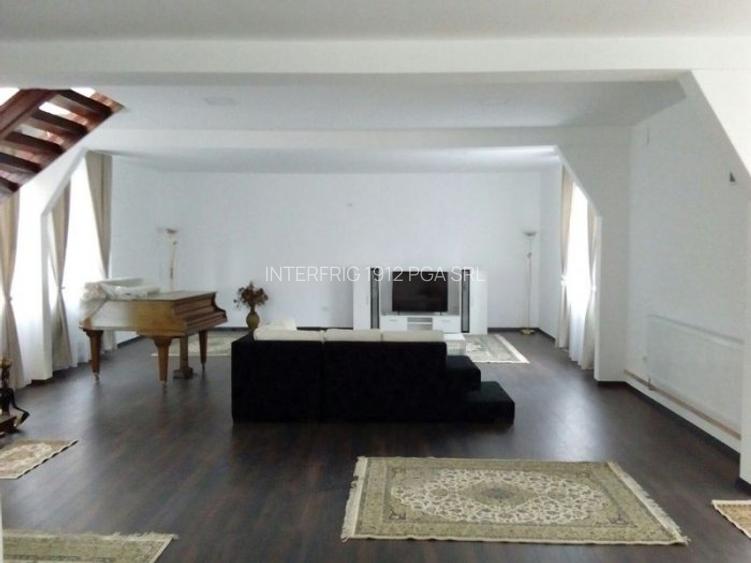 Vila 6 camere (4 dormitoare) de inchiriat - 6