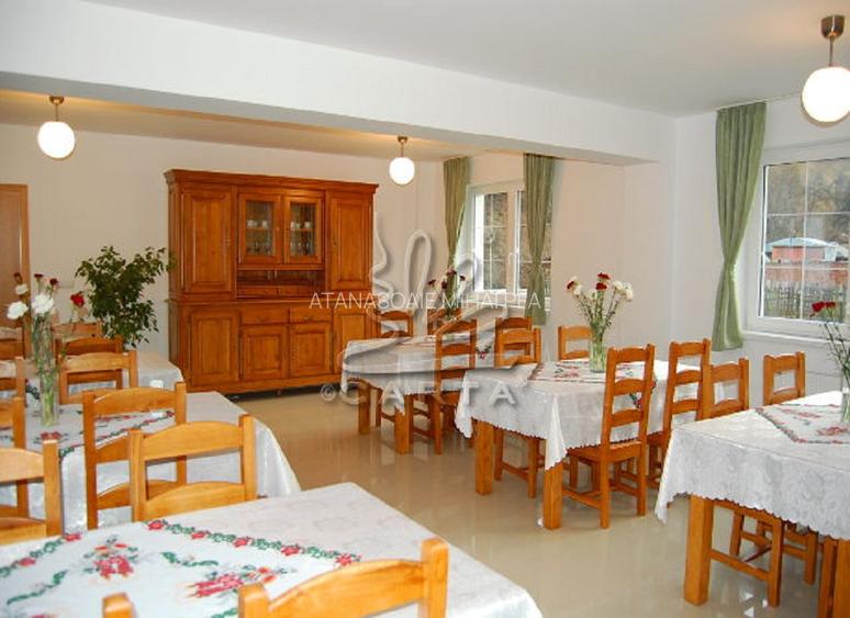 Vila de Vânzare lângă Castelul Bran – Oază de Liniște și Eleganță - 9