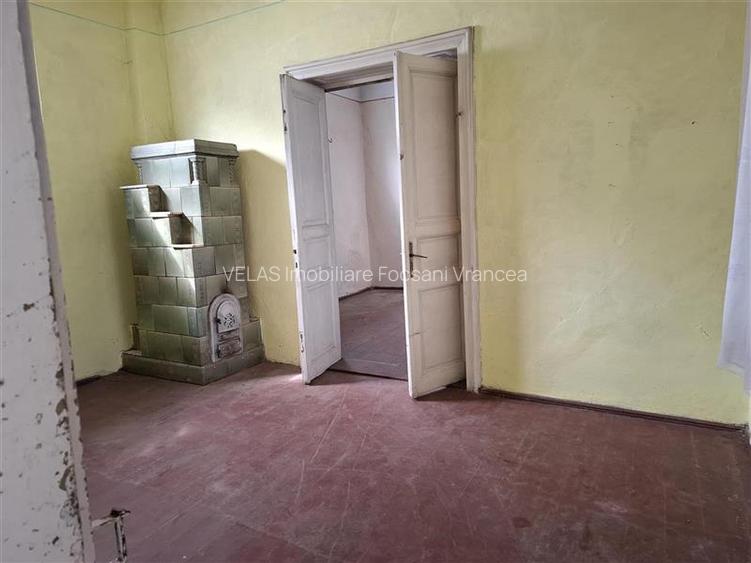 Casa din caramida, Panciu cu teren 2080 mp - 11