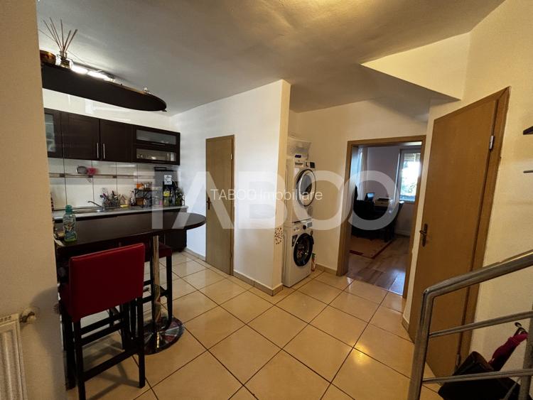 Casa tip insiruita de vanzare 100mpu 210mp teren   Sura Mica Sibiu - 15