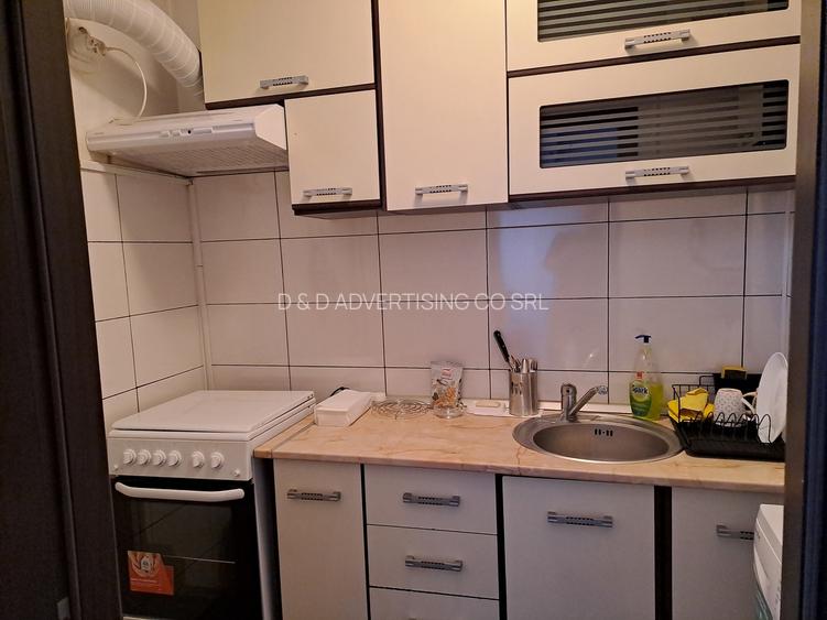 Garsoniera - Titan - 5 min. METROU - 35 mp - BLOC ANVELOPAT - 4