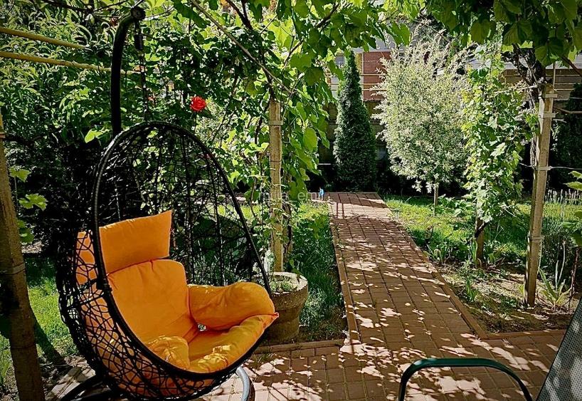 VIND Casa(Duplex) Subsol tehnic +Garaj+P+1E zona Centrala - 9