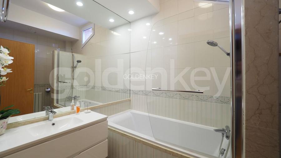 Vila cocheta cu 6 camere, piscina comuna si loc de joaca - 18