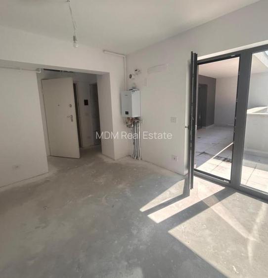 vanzare 3 camere  Fabrica de Glucoza, vedere lac - 2