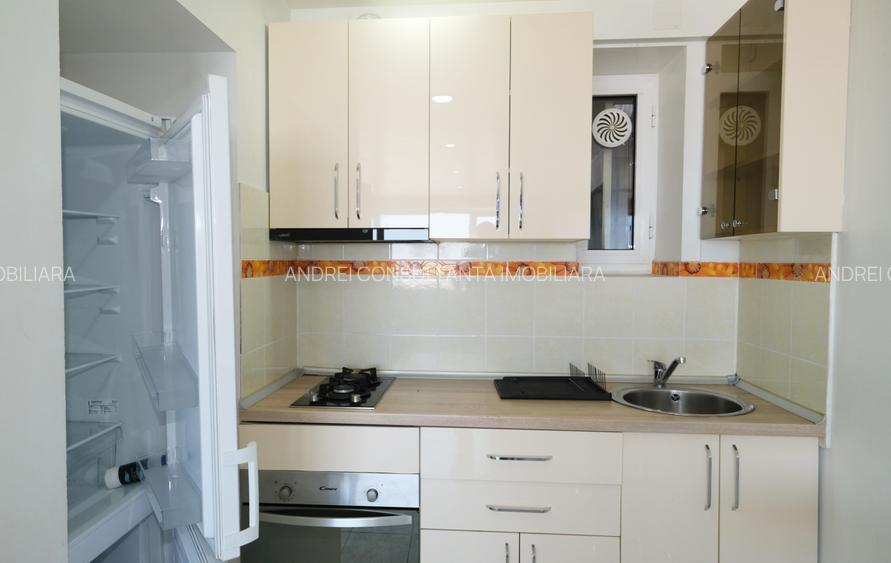 Vanzare 3 camere Ultracentral Sala Palatului Bucuresti cu privelste superba - 4