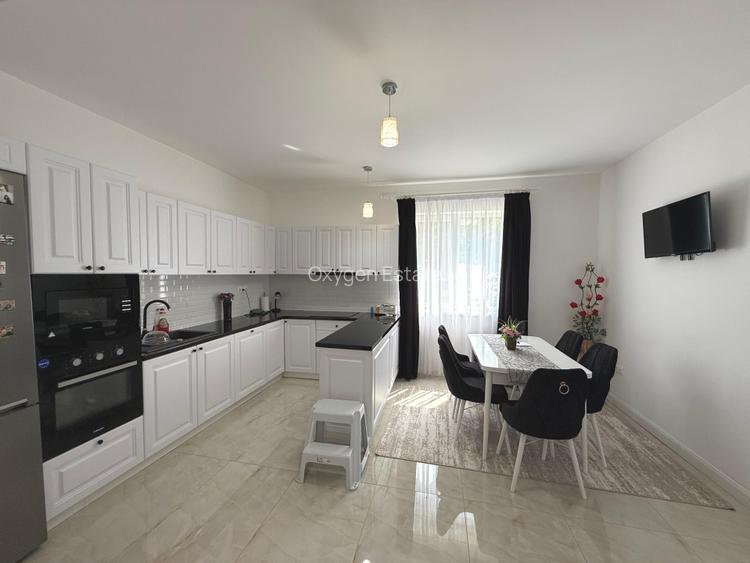 Casa moderna eleganta, curte generoasa de 700 mp in zona Episcopiei - 9