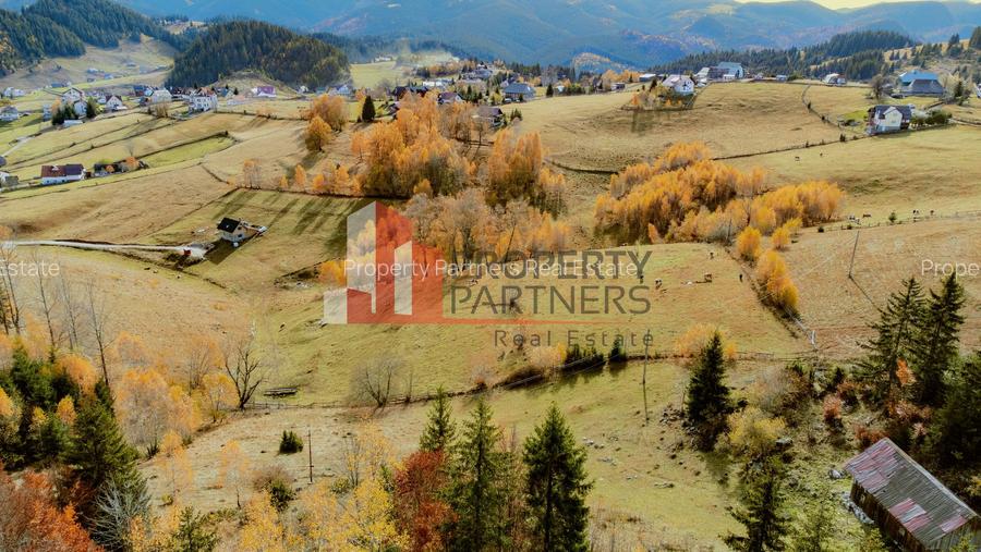 Teren cu PUZ aprobat Fundata / priveliste superba - 8