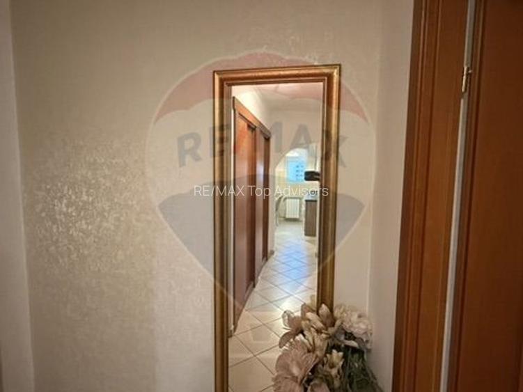 VANZARE Apartament cu 2 camere in zona Favorit / Drumul Taberei - 21