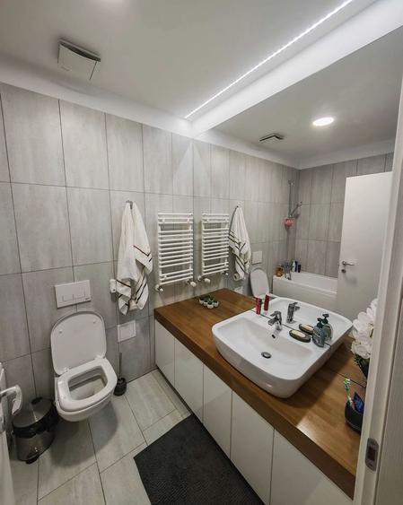 AP. 2 CAMERE - NUSCO CITTA, CENTRALA , BUCATARIE INCHISA, PARCARE