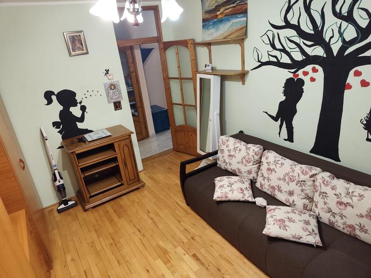 Apartament Mazepa2  mobilat, cu loc de parcare.