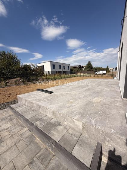 Casa individuala moderna pe parter - Dumbravita - Comision 0% - 15