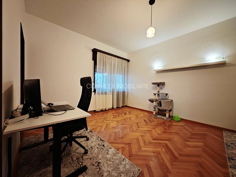 Piata Constitutiei | Poiana Florilor | Etajul 2/4,86 mp cu centrala in bl, cu U2 - 21