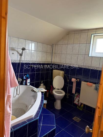 VANZARE CASA TIP PENSIUNE - 13