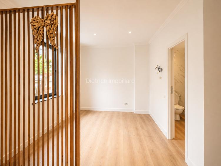 Închiriere Vilă   | 8 camere  | Zona Capitale - 7
