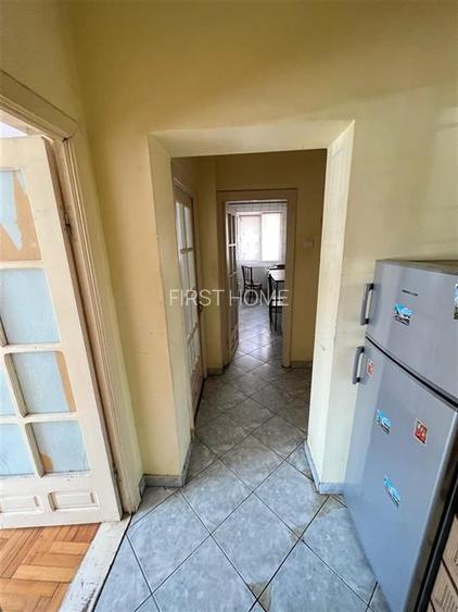 Apartament 3 camere , zona centrala, parter - 11