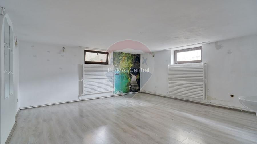 Casă / Vilă cu 9 camere de închiriat în zona Centrul Civic! - 15