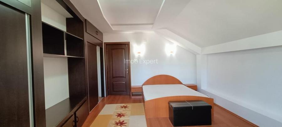 Vand casa cu teren de 900 mp in Harman - 13